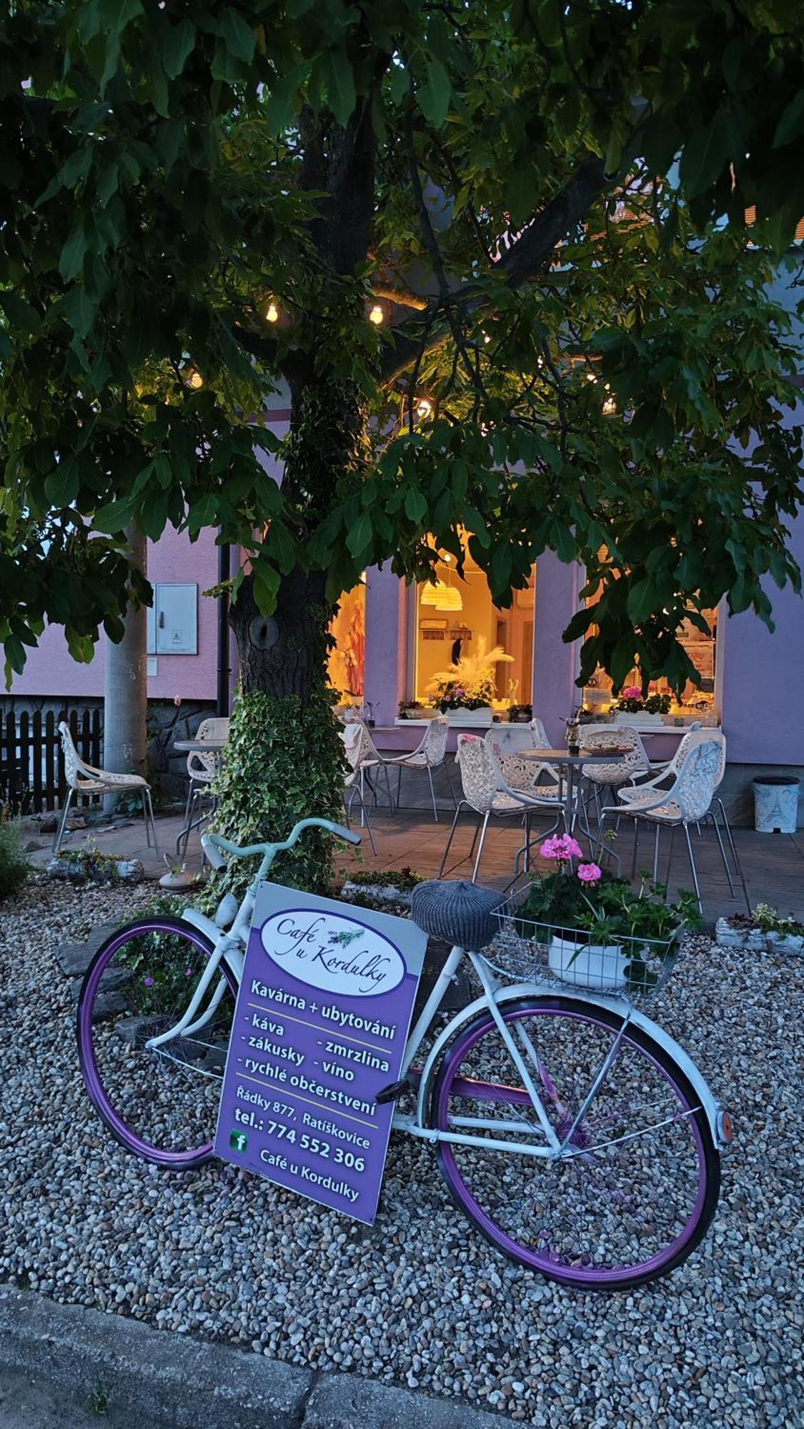 Apartman Cafe U Kordulky Ratiskovice Buitenkant foto